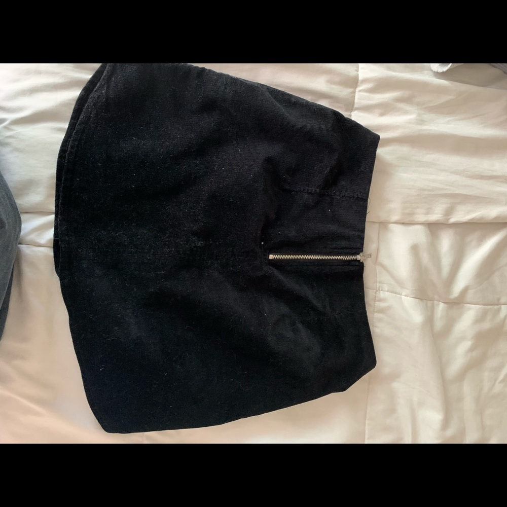 Skirt - Picture 3 of 3